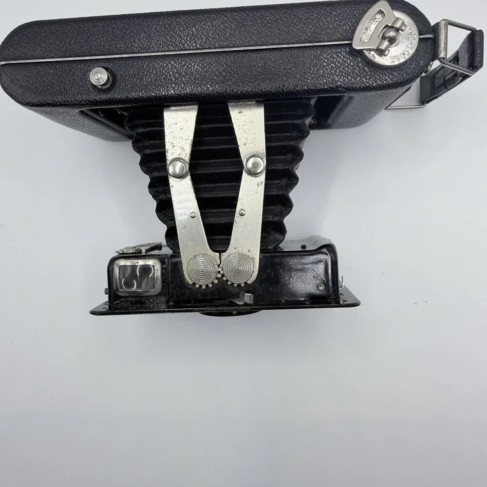 Antique Folding Bellows Camera JIFFY KODAK SIX-20 Clean Clear Glass ART DECO